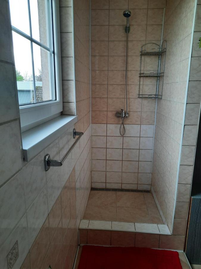 Apartman Chiarita Nemšová Exterior foto