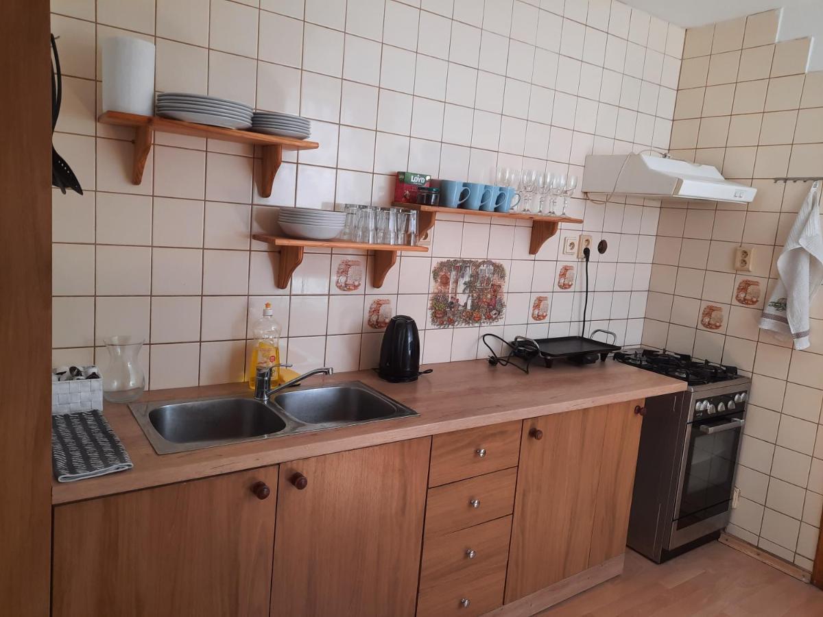 Apartman Chiarita Nemšová Exterior foto